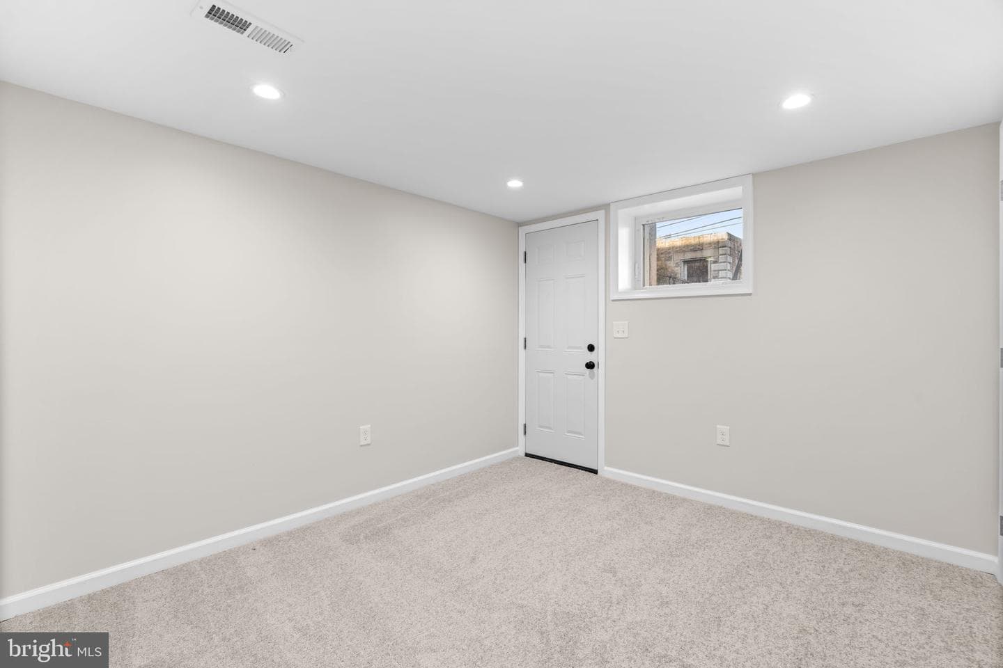 2846 Oakley Avenue photo 24