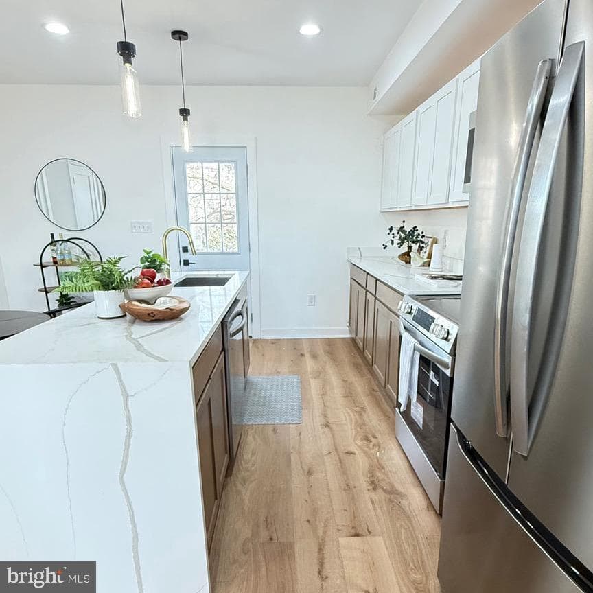 3435 Dupont Avenue photo 14
