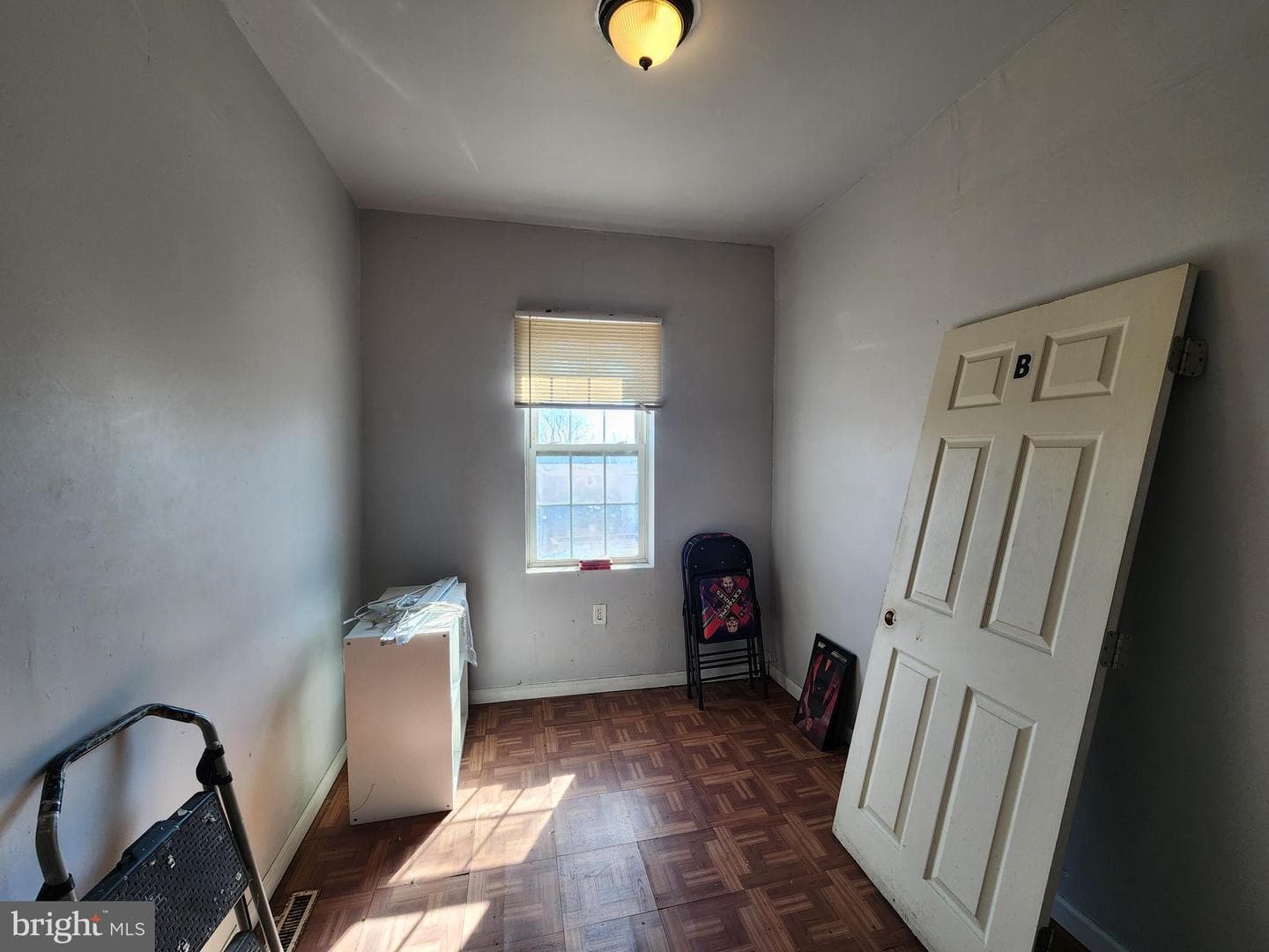 2217 Bryant Avenue photo 24