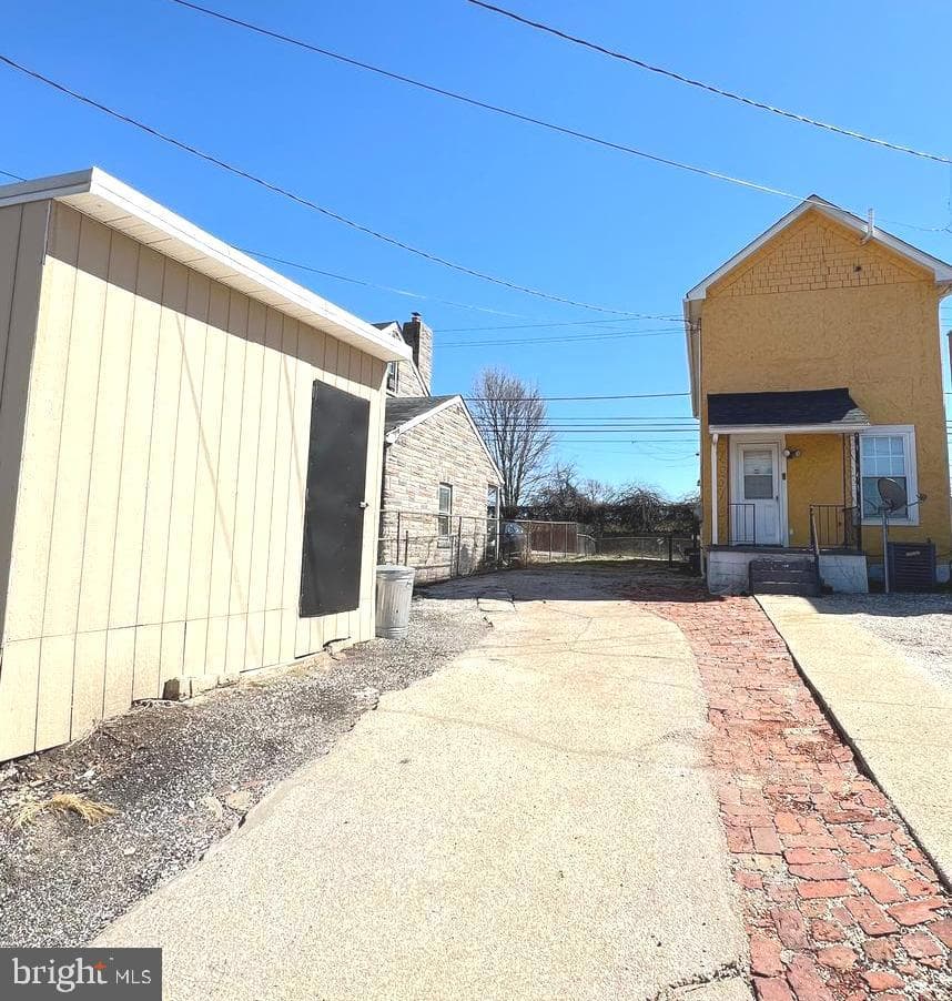 2516 Hollins Ferry Road photo 16