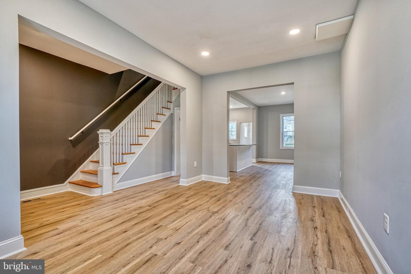 2631 Loyola Northway photo 10
