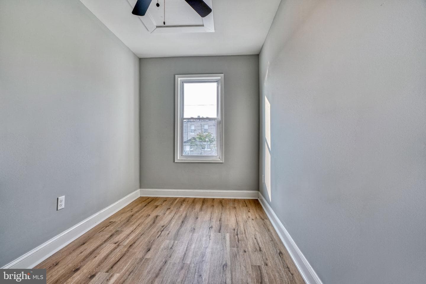 2631 Loyola Northway photo 39