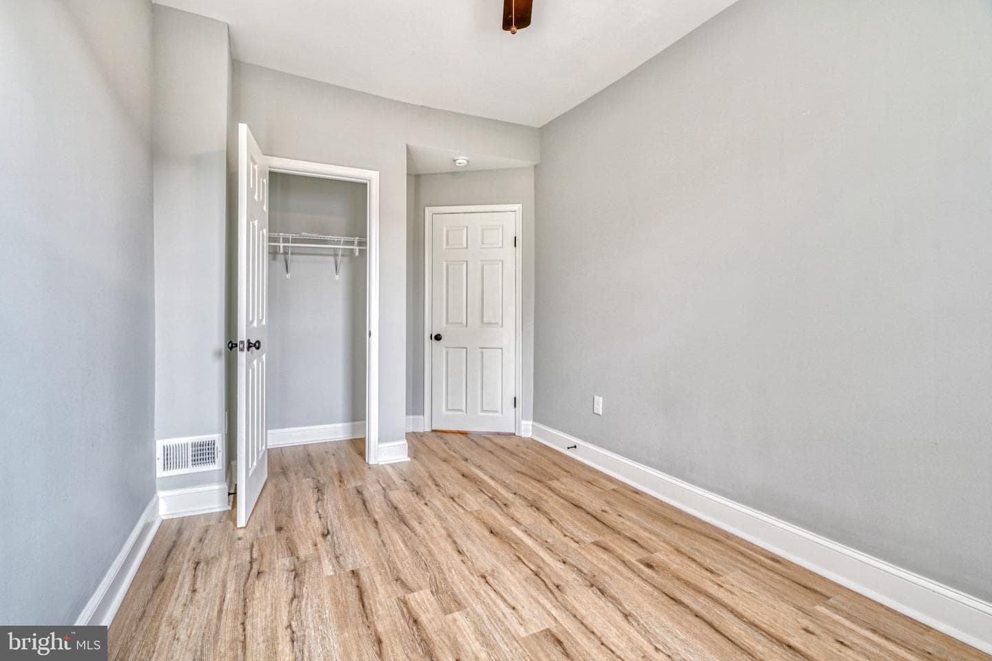 2631 Loyola Northway photo 44