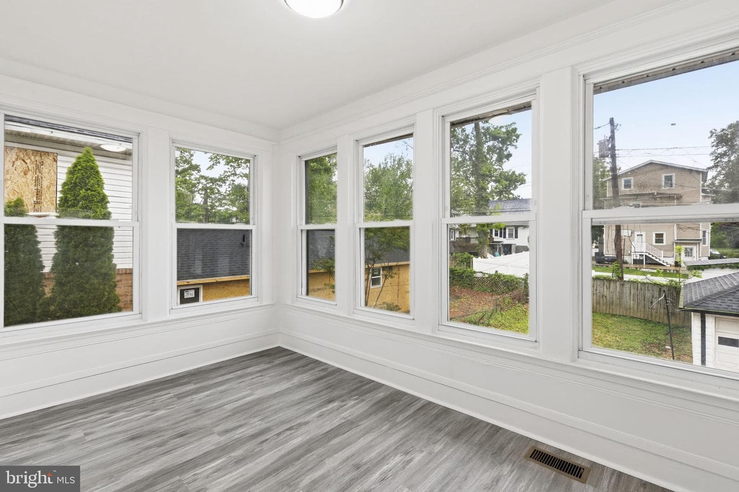 4013 Carlisle Avenue photo 23