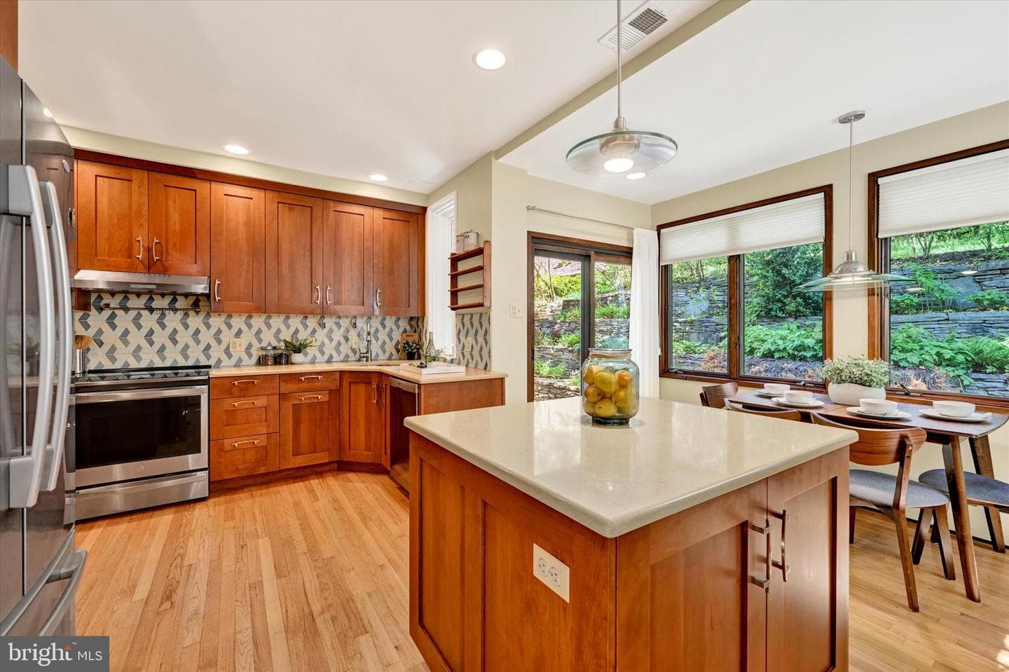 511 Edgevale Road photo 23