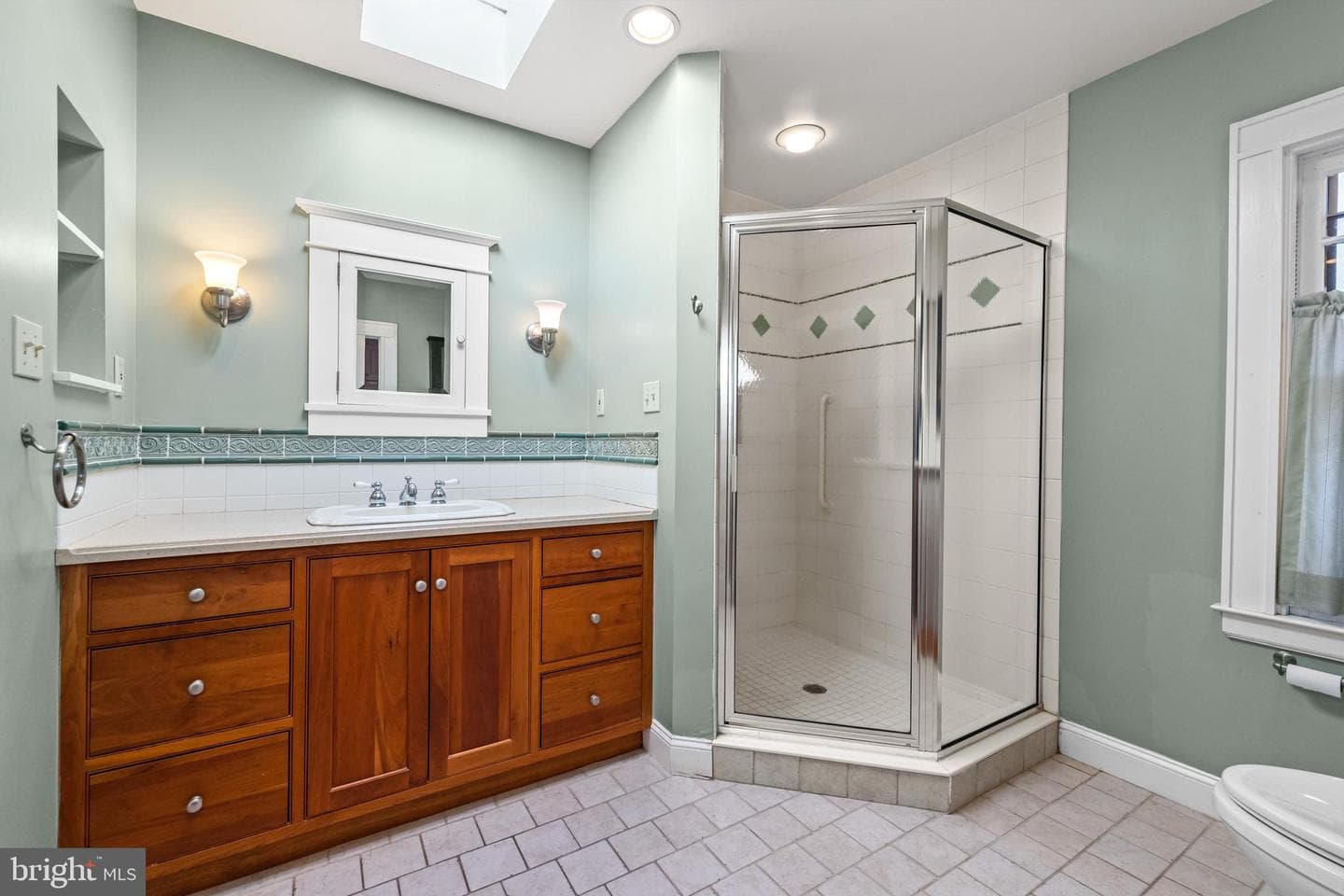 225 Hawthorne Road photo 42