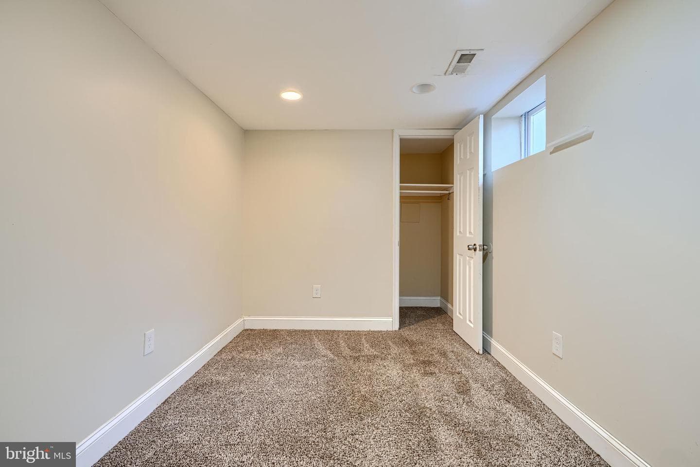 6110 Everall Avenue photo 21