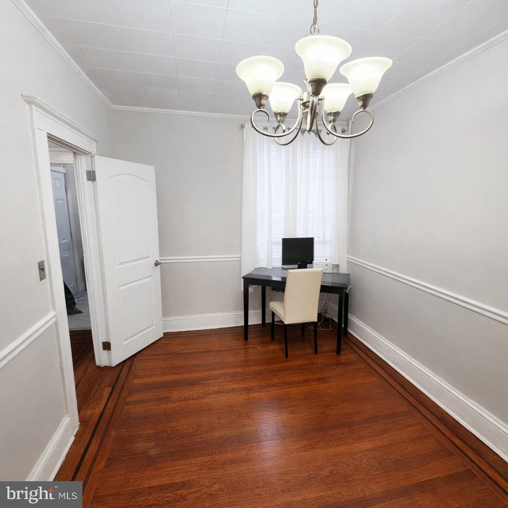 658 Dumbarton Avenue photo 7