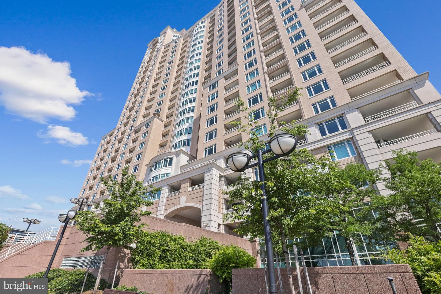 100 Harborview Drive #1801