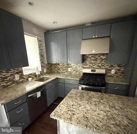 216 S Clinton Street photo 10