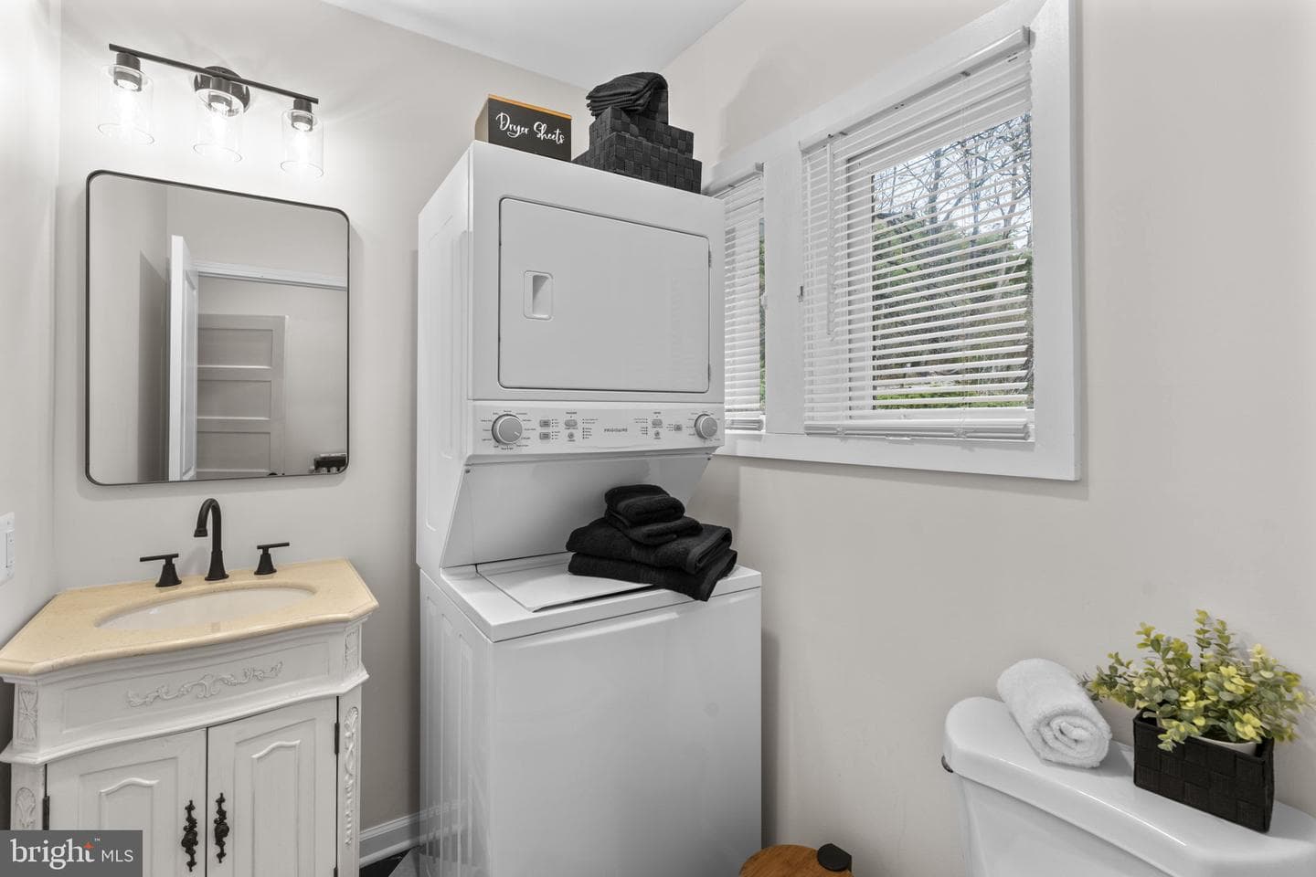 702 Deepdene Road photo 22