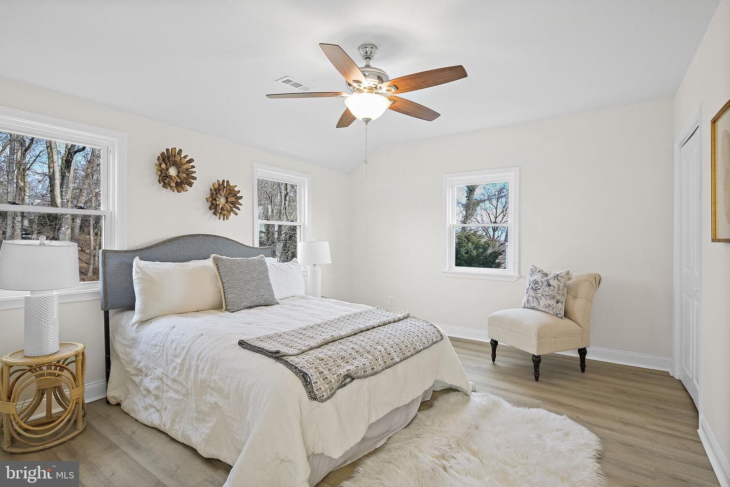402 Westgate Road photo 16