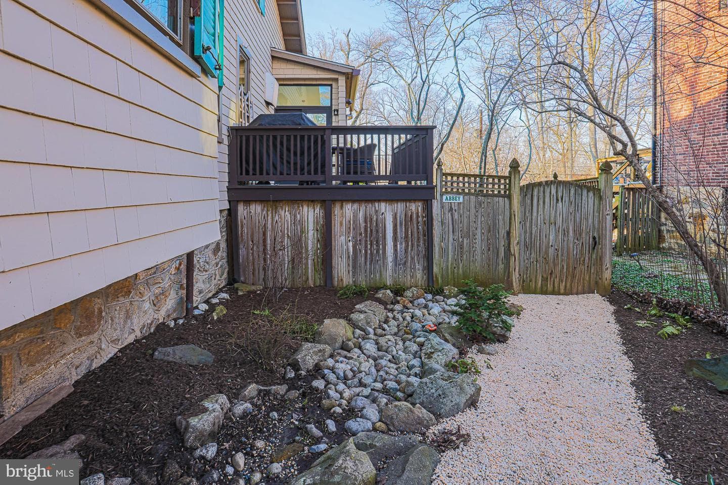2210 Sulgrave Avenue photo 66