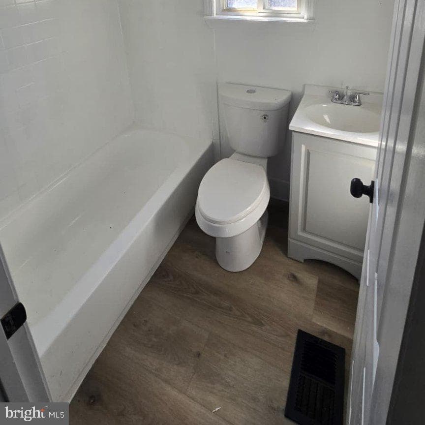 1802 Hope Street photo 3