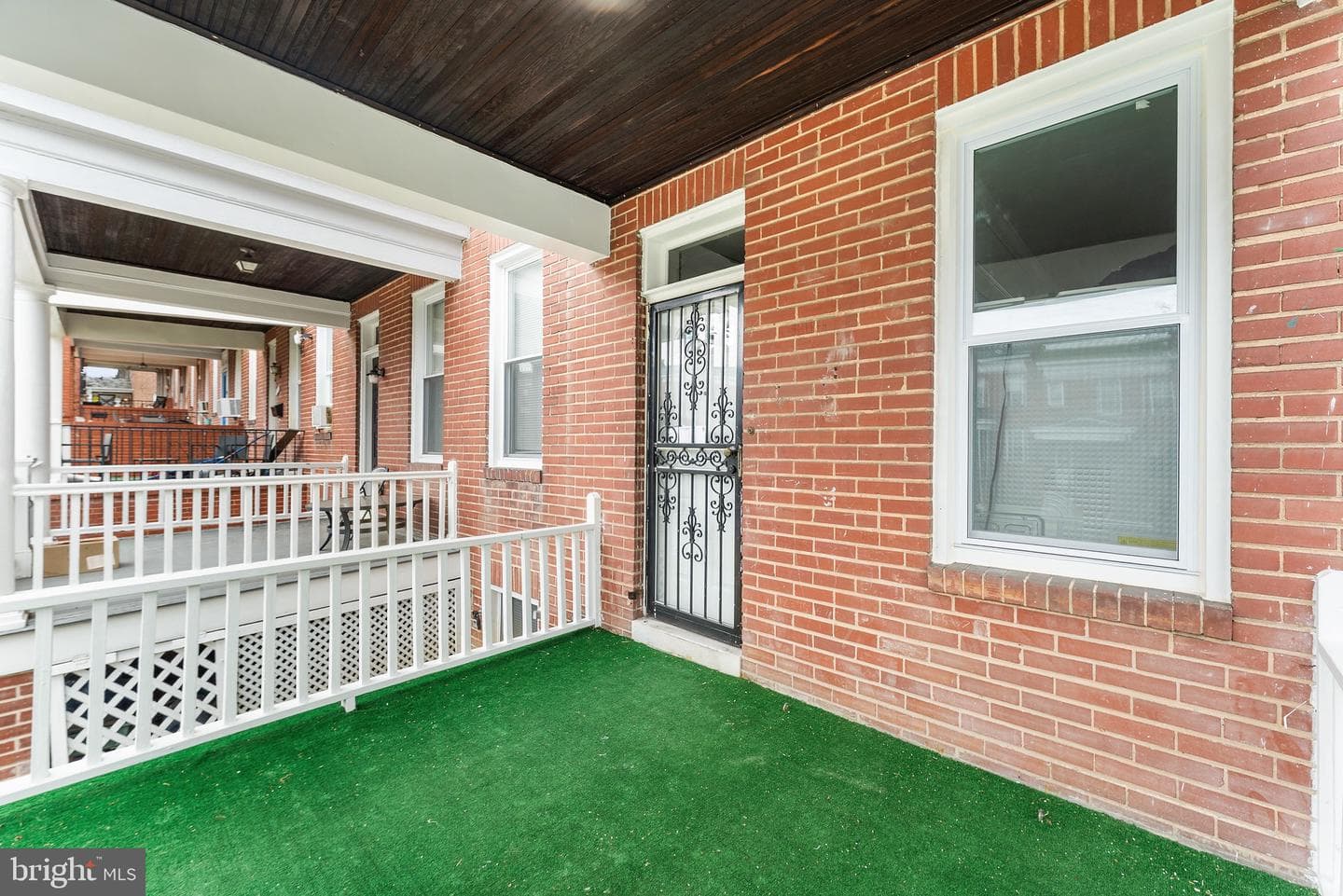 15 S Tremont Road photo 4
