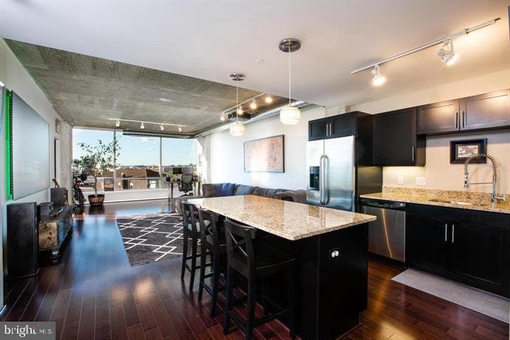 1200 Steuart Street #428 photo 2