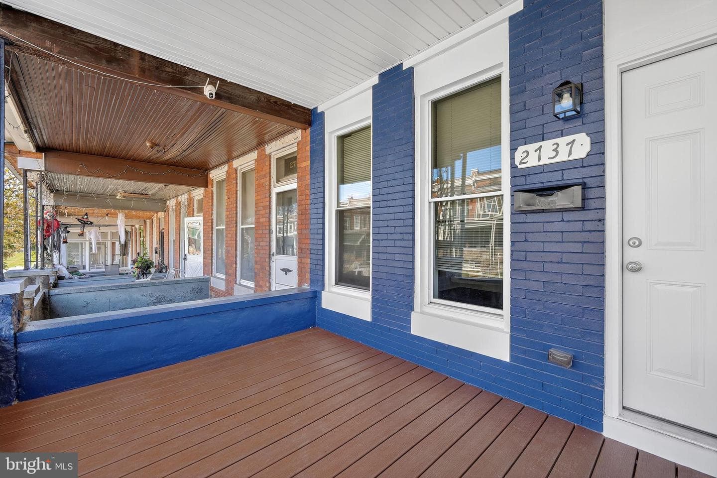 2737 Riggs Avenue photo 4