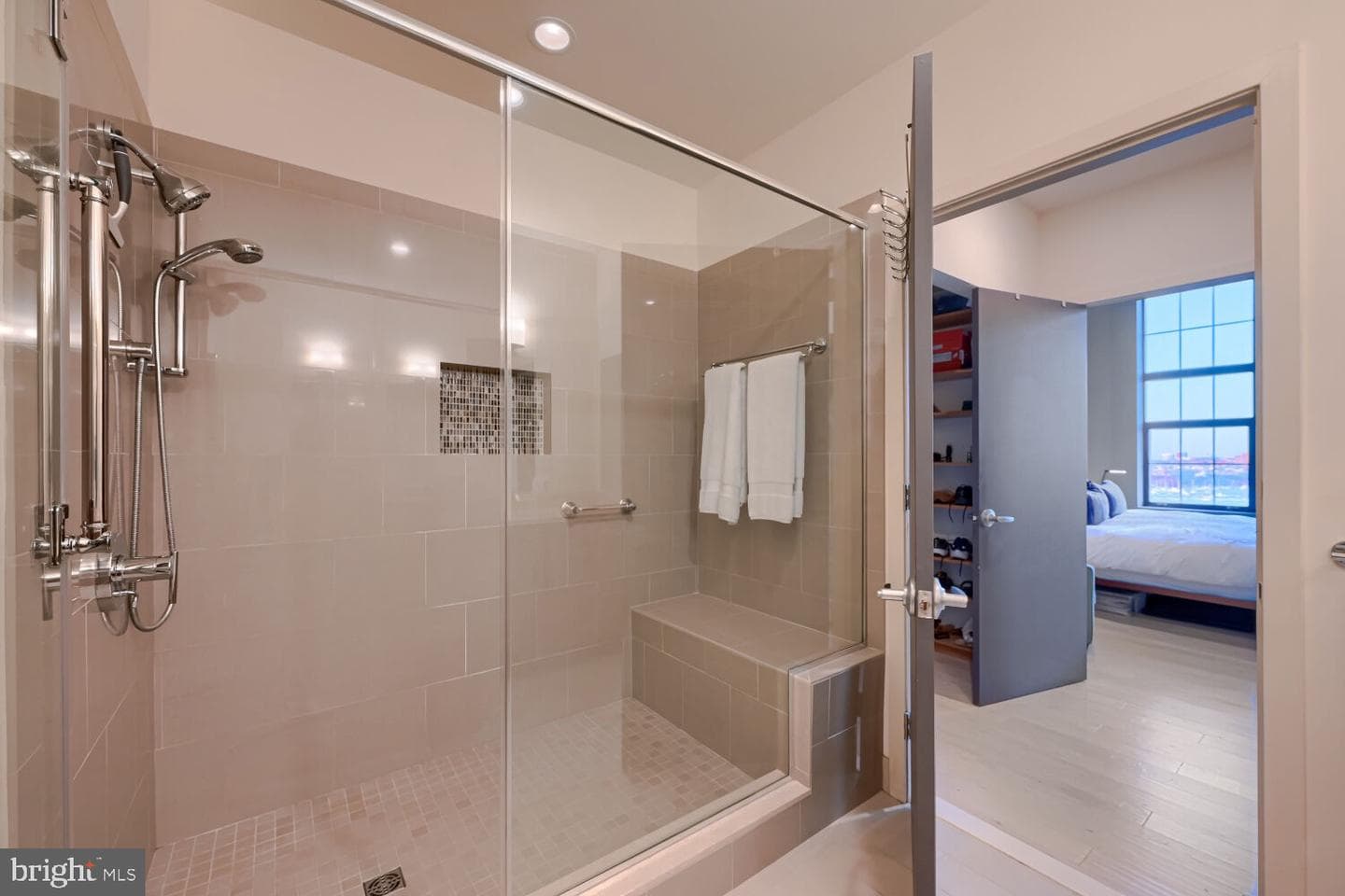 1200 Steuart Street #1515 photo 28