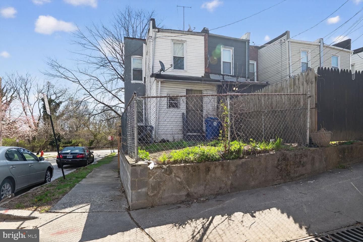 726 N Hilton Street photo 23