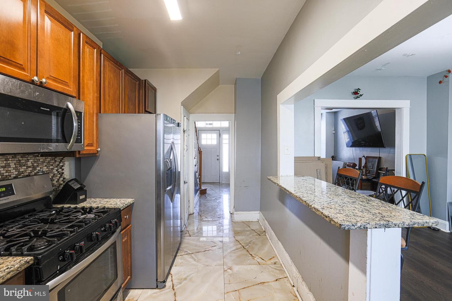 3065 Mayfield Avenue photo 24