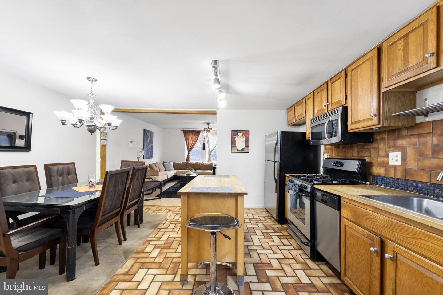 1616 Eastern Avenue photo 6