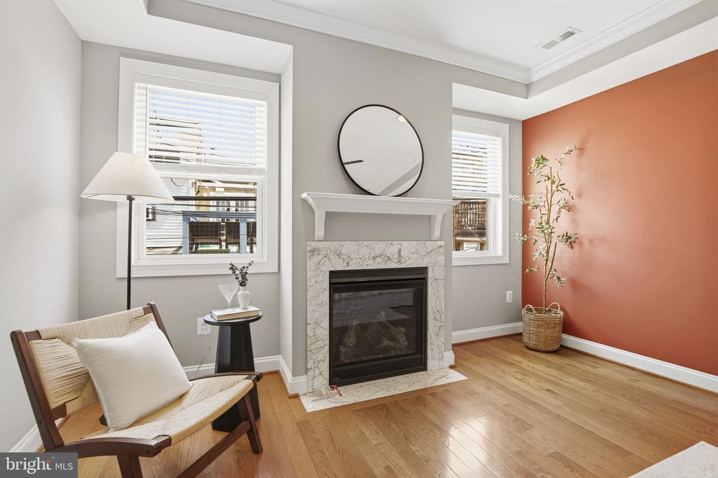 1131 William Street photo 11