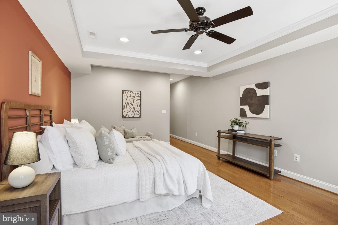 1131 William Street photo 12
