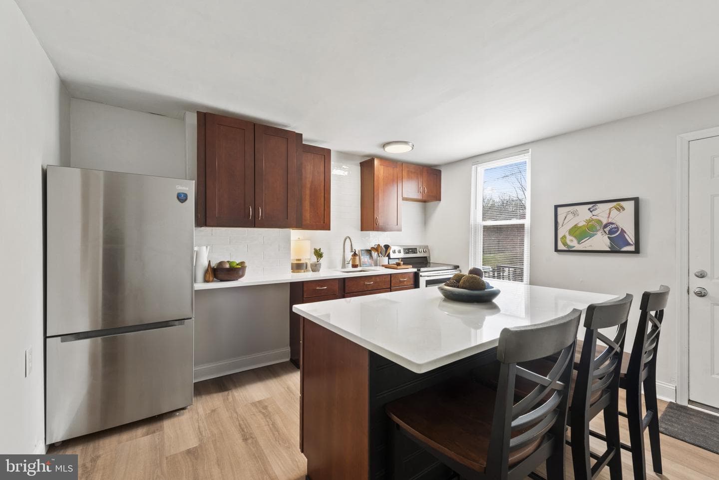 3610 Malden Avenue photo 9