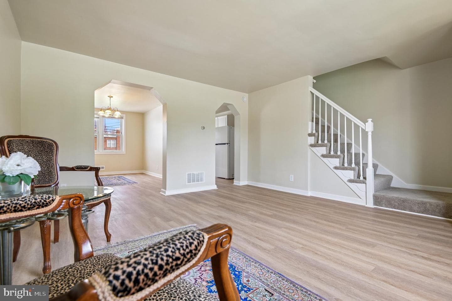 705 Tolna Street photo 31