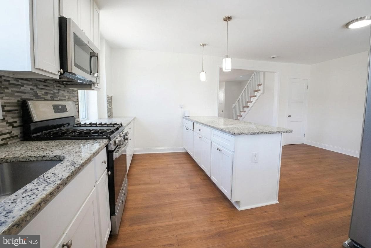 3031 Hanlon Avenue photo 32