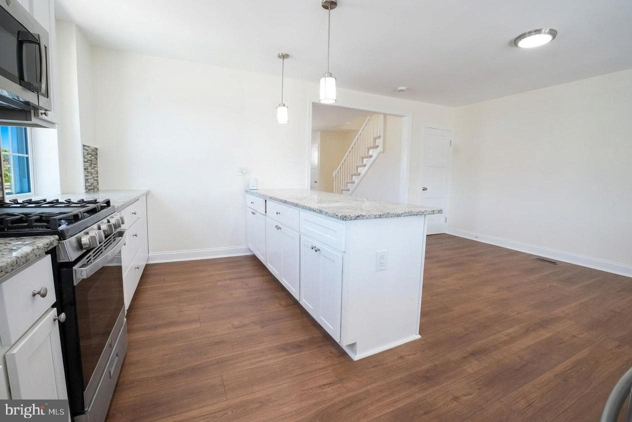 3031 Hanlon Avenue photo 40