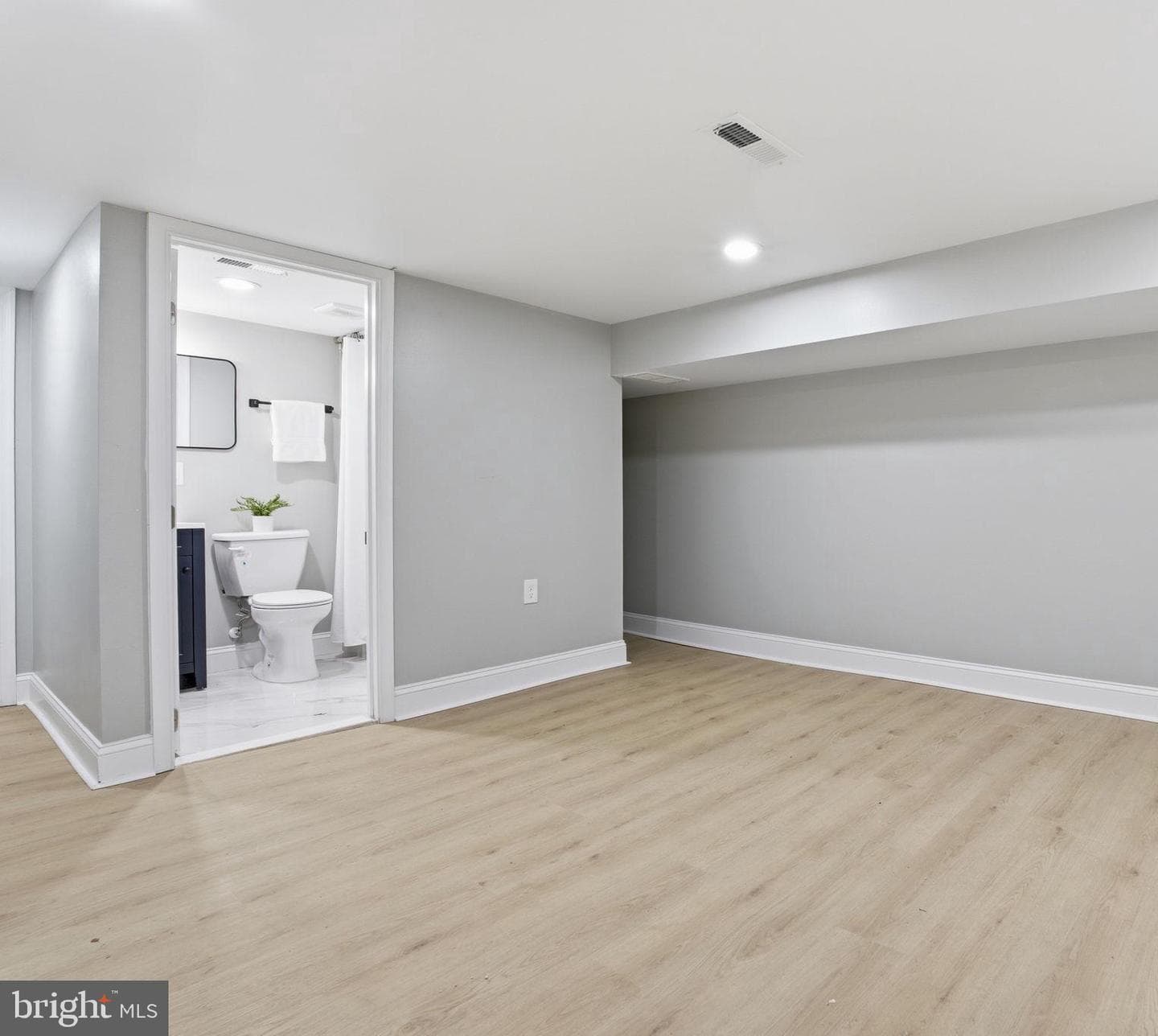 1708 E Federal Street photo 28