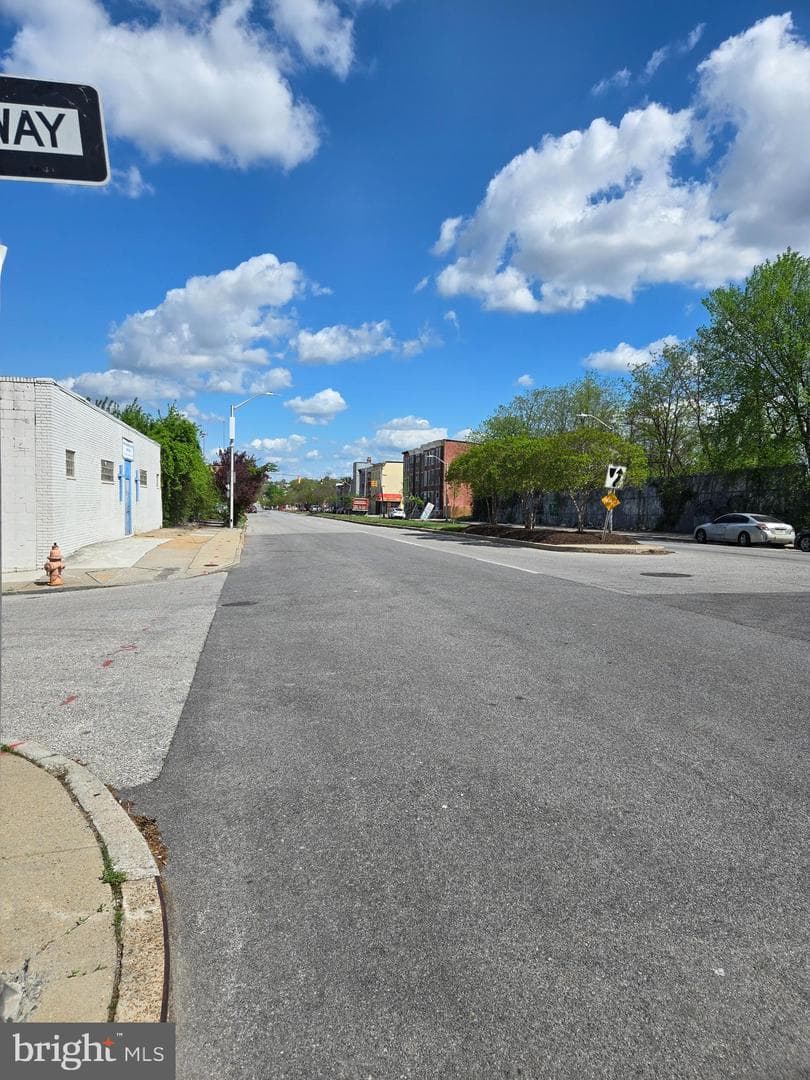 1121 Mckean Avenue photo 30