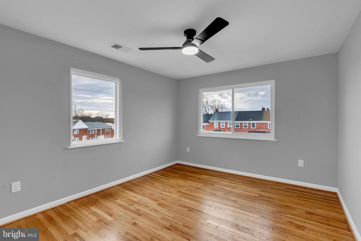 854 Bradhurst Road photo 31