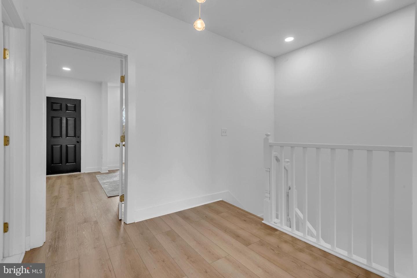 3804 Woodhaven Avenue photo 29