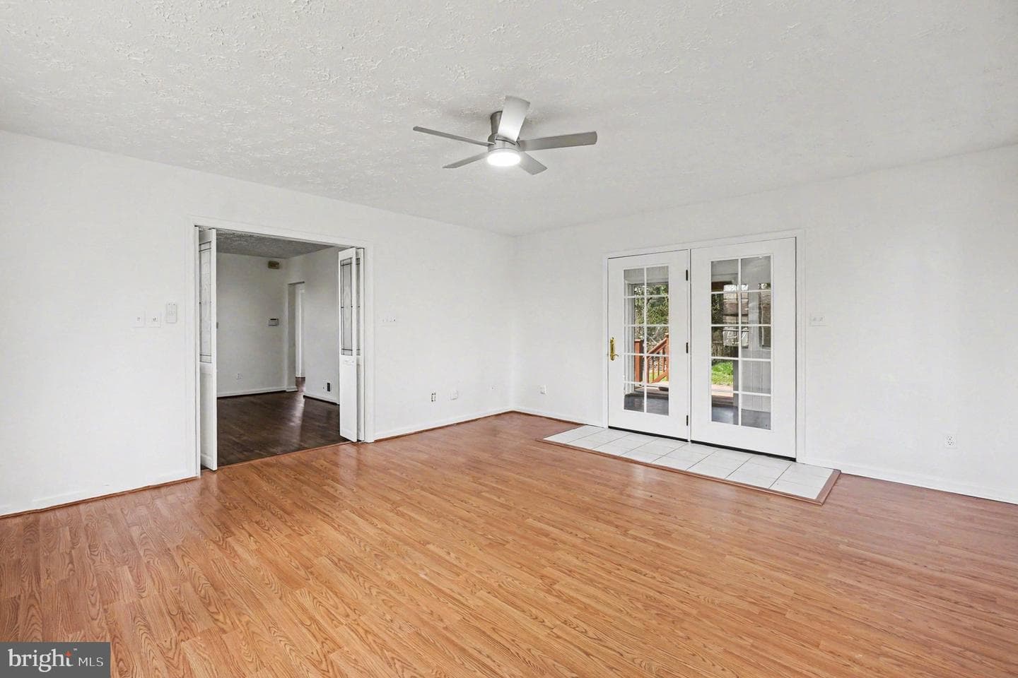 4806 Hazelwood Avenue photo 3