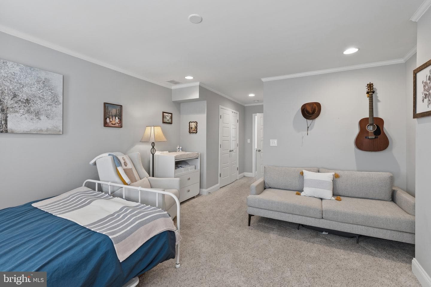 1729 Bank Street photo 36