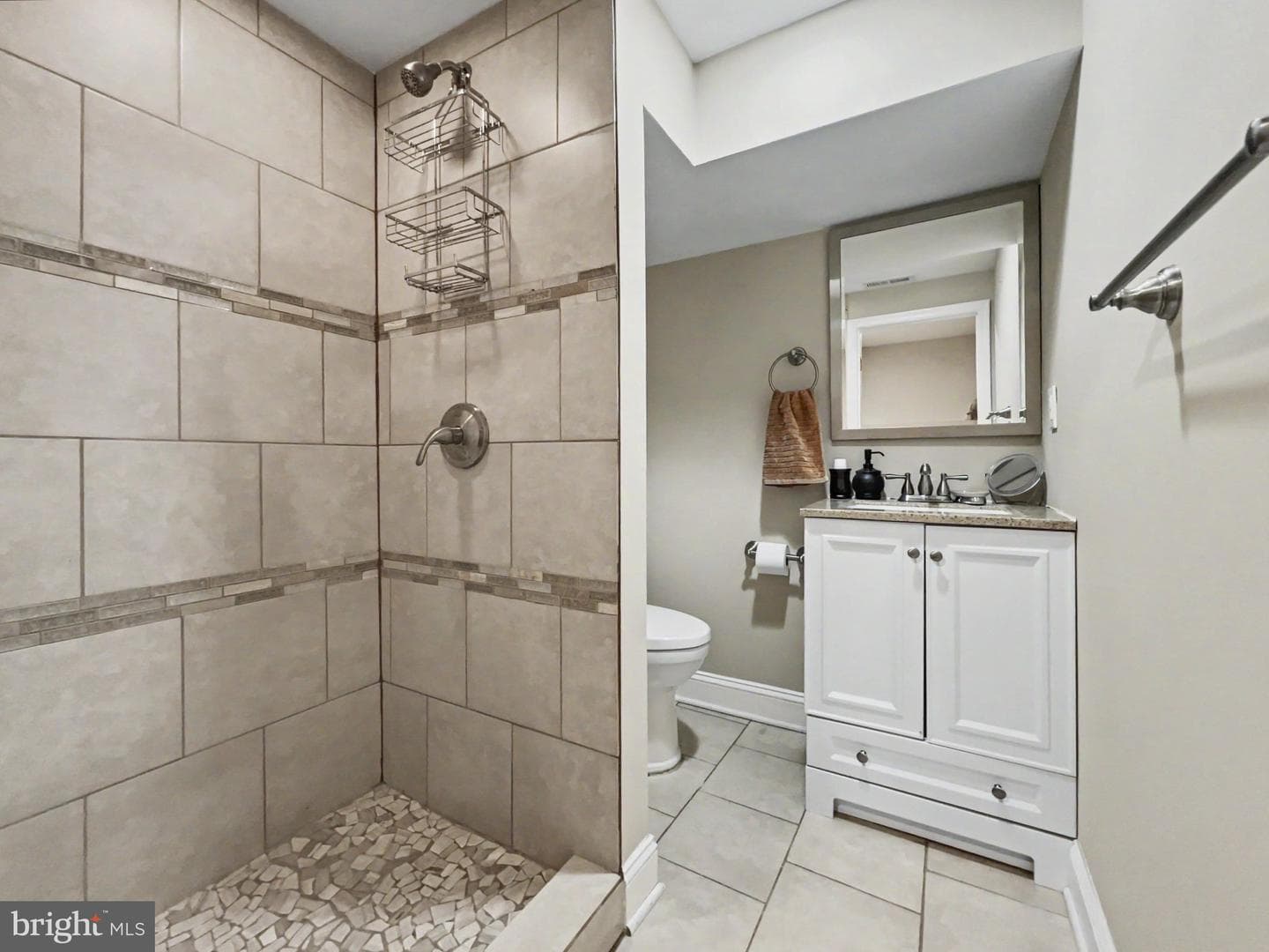 1610 N Broadway N photo 14