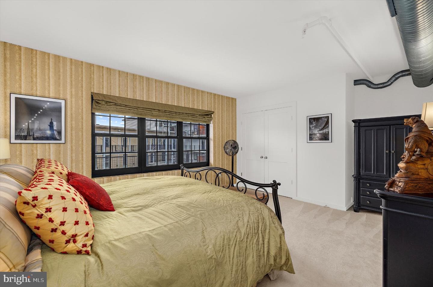 1220 Bank Street #409 photo 27