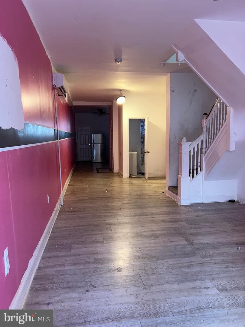 2729 Parkwood Avenue photo 4
