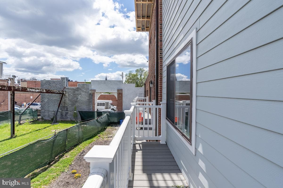 25 S Bethel Street photo 31