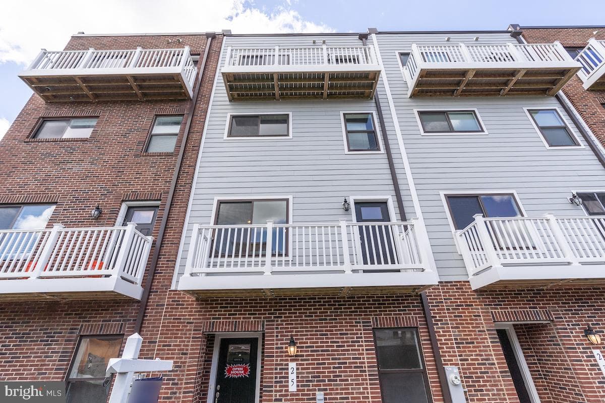 25 S Bethel Street photo 53