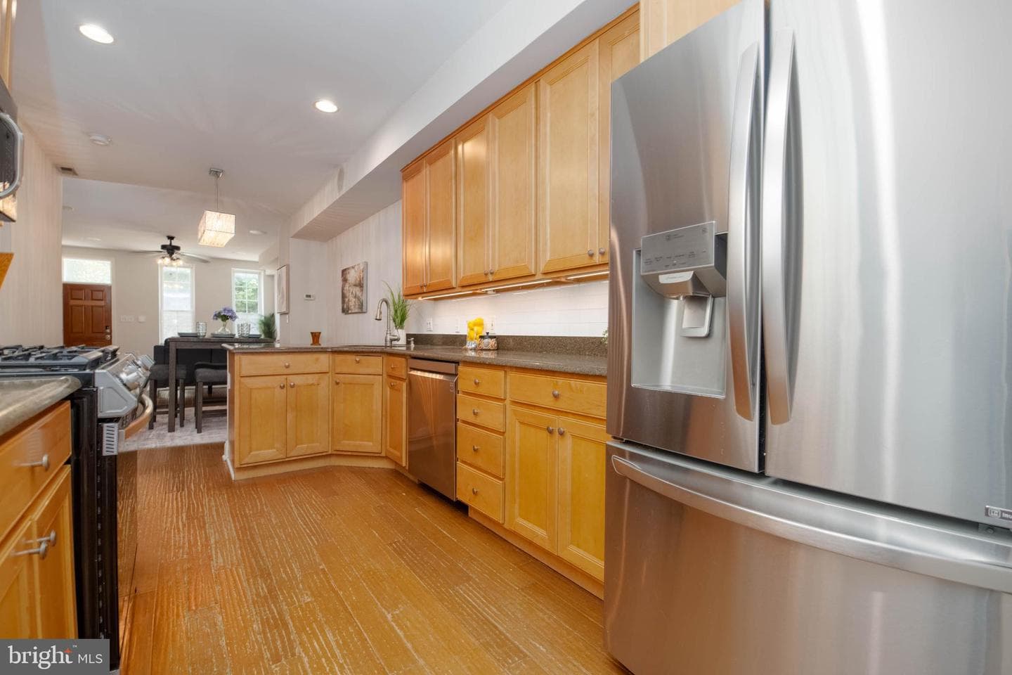 1621 S Charles Street photo 12