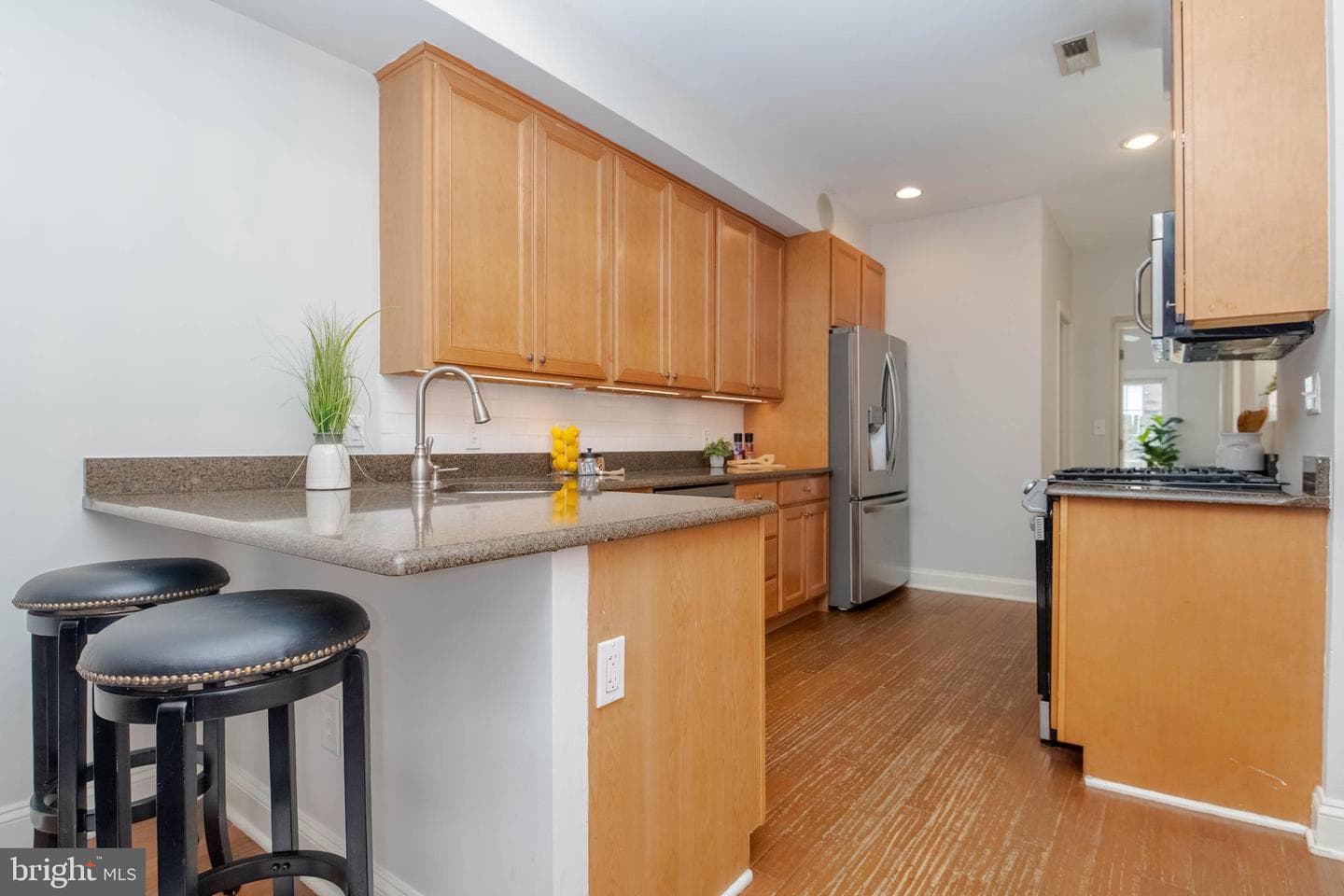 1621 S Charles Street photo 14