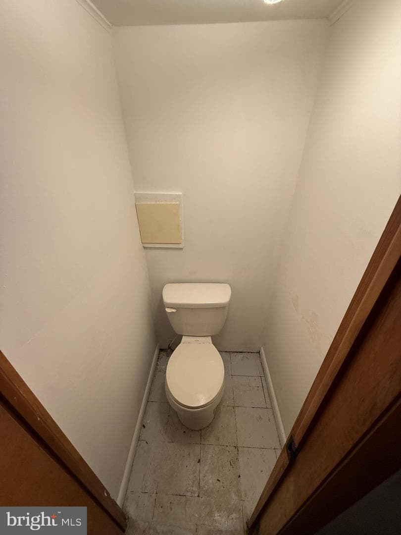 4100 Kinsway photo 13