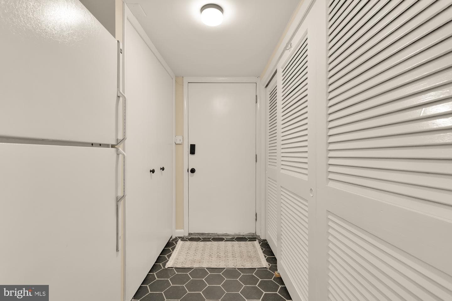 519 S Hanover Street photo 11