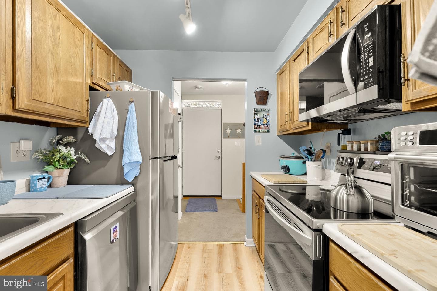 519 S Hanover Street photo 48