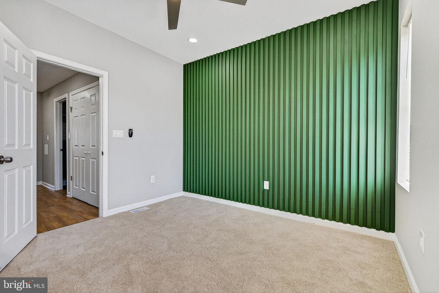 1134 N Fulton Avenue photo 25