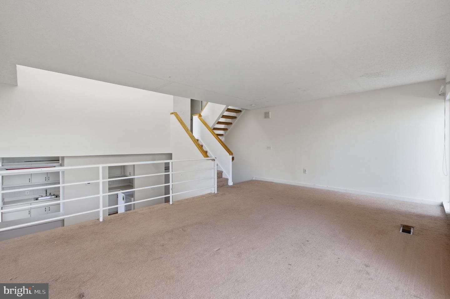 2372 Nutmeg Terrace photo 3