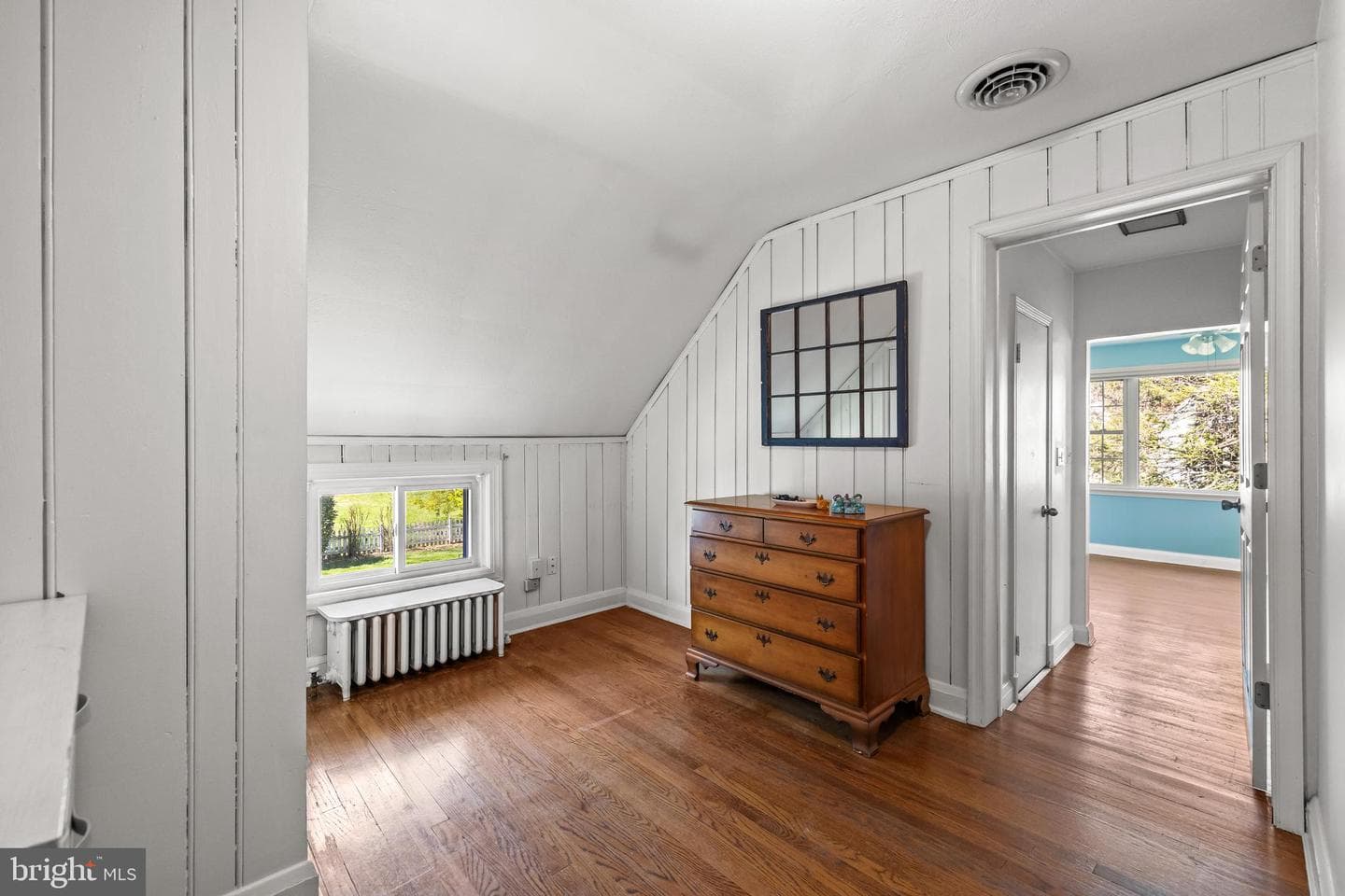 702 W Melrose Avenue photo 37
